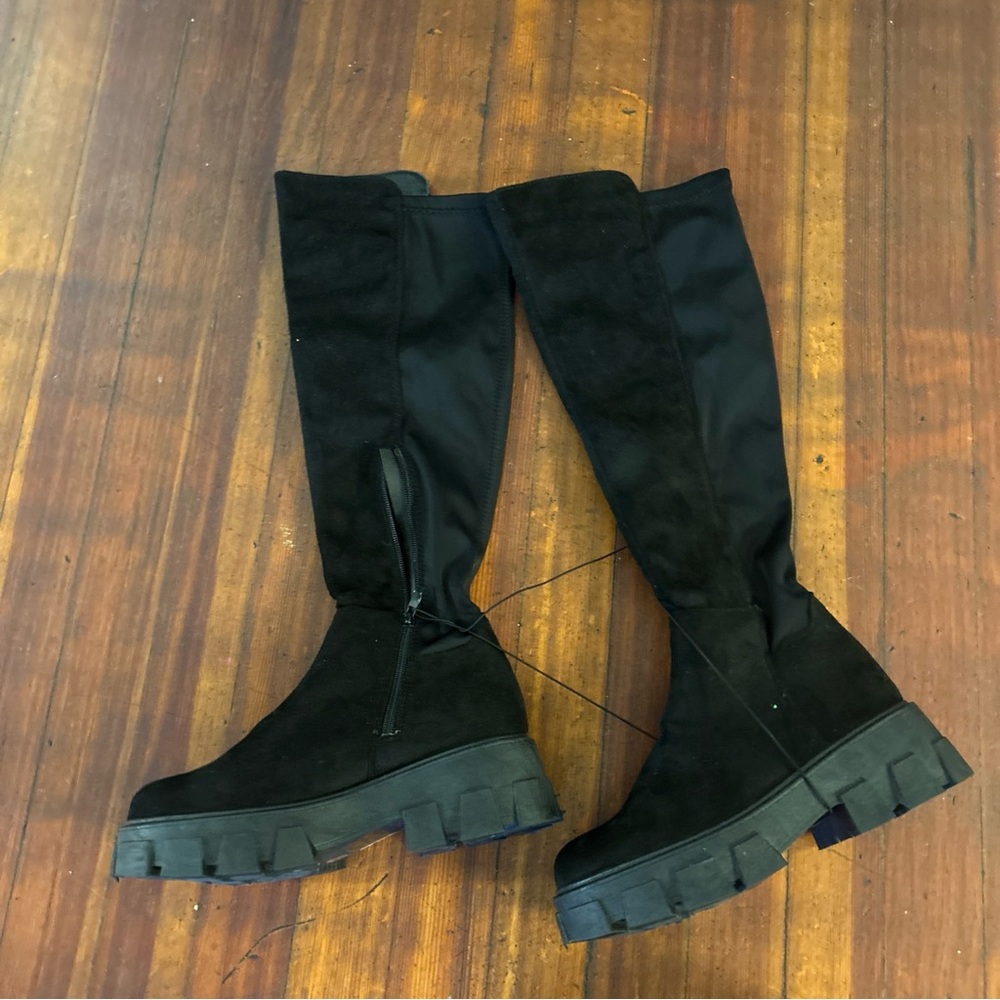 Charlotte Russe below the knee boots black suede size 7 🔥❤️❤️🔥